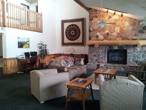 Boarders Inn & Suites By Cobblestone Hotels - Wautoma Экстерьер фото